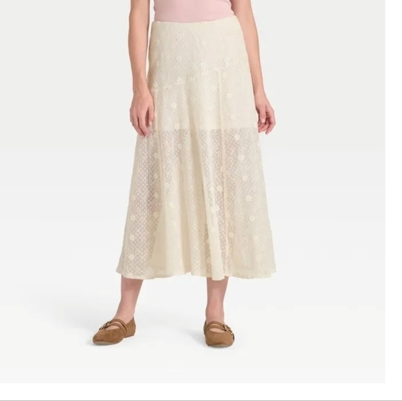 Universal Thread Dresses & Skirts - Universal Thread Women's Lace Maxi A-Line Skirt, L - Cream